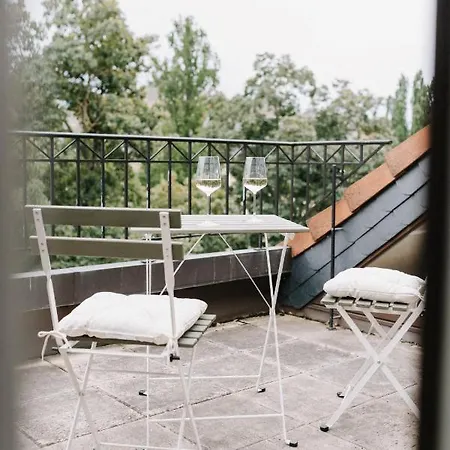 Apartment Residenz Panorama: Loft With Dual Balconies And Views *